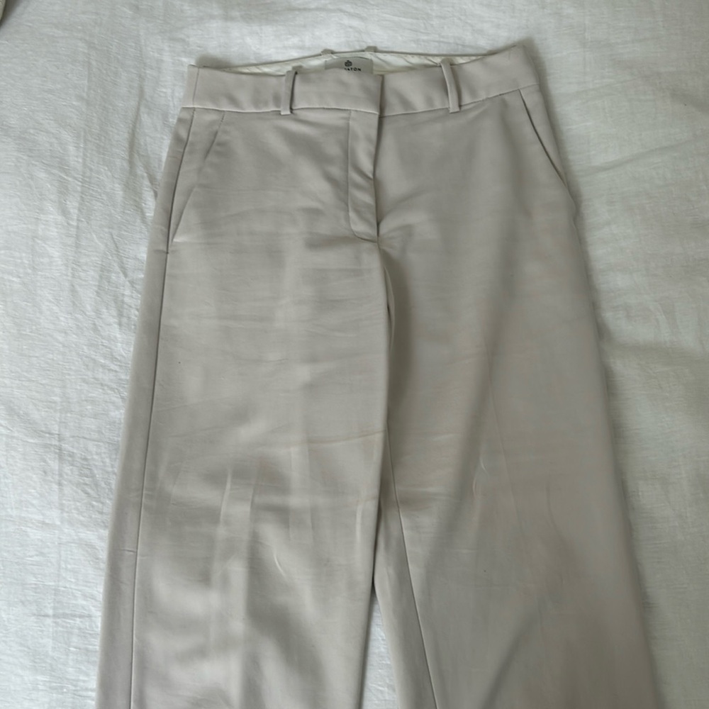 Aritzia Size 6 Slacks